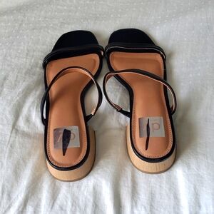 Womens Nadonna Dolce Vita black sandals - size 7